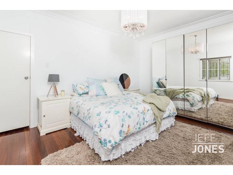 15 Blackfriars Drive, Carina QLD 4152