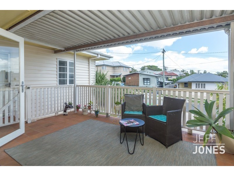 15 Blackfriars Drive, Carina QLD 4152