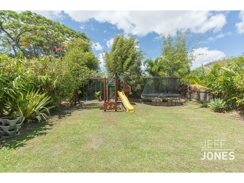 15 Blackfriars Drive, Carina QLD 4152