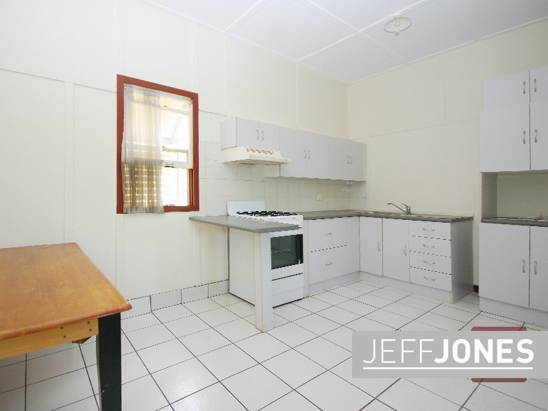 166 Cornwall Street, Greenslopes QLD 4120