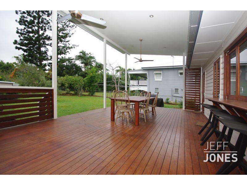 43 Stimpson Street, Fairfield QLD 4103