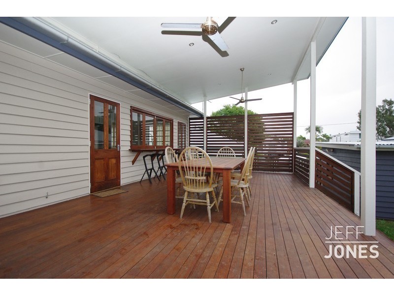 43 Stimpson Street, Fairfield QLD 4103