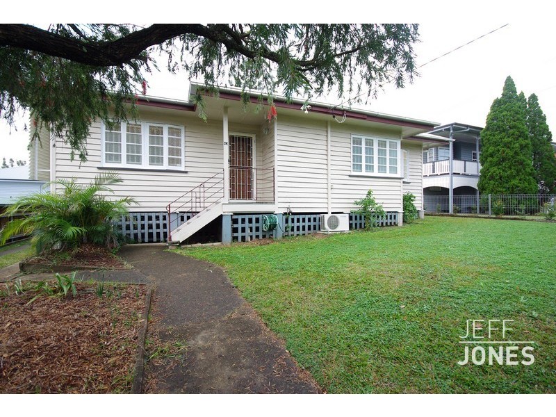 43 Stimpson Street, Fairfield QLD 4103