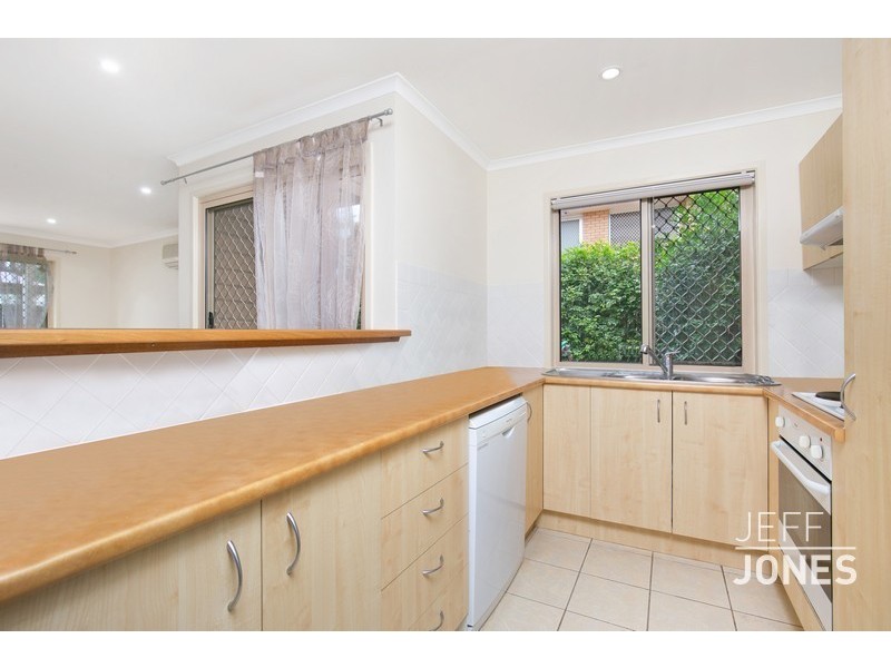 1/62 Douglas Street, Greenslopes QLD 4120