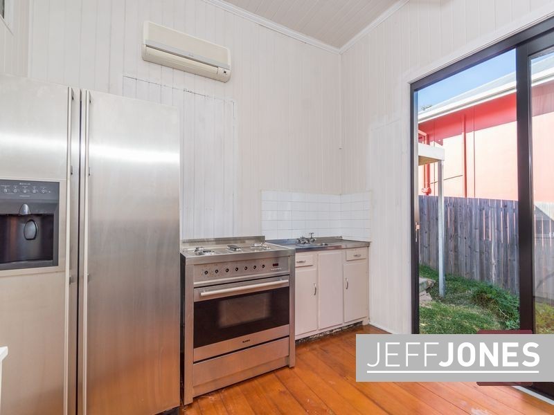 16 Somervell Street, Annerley QLD 4103