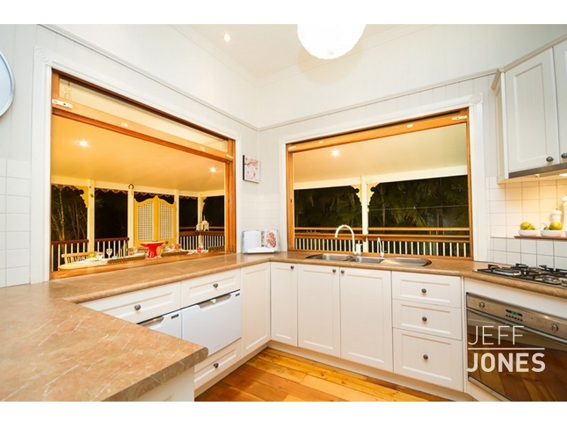 118 Ridge Street, Greenslopes QLD 4120