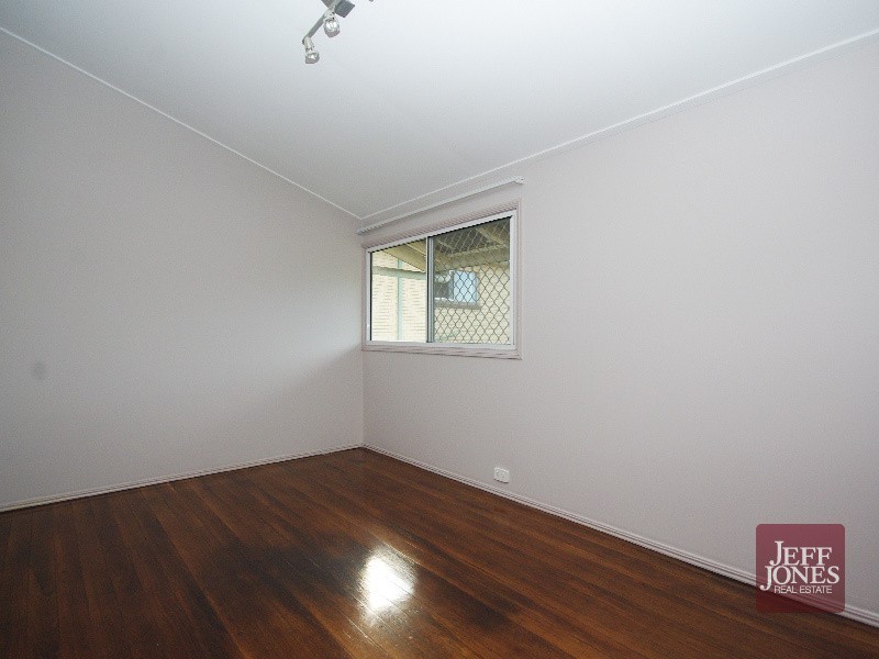 148 Juliette Street, Greenslopes QLD 4120
