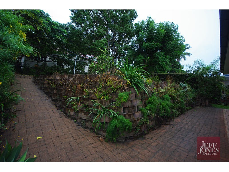 11 Benbow Street, Tarragindi QLD 4121