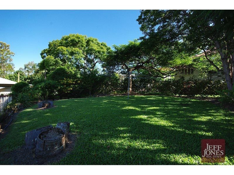 11 Benbow Street, Tarragindi QLD 4121