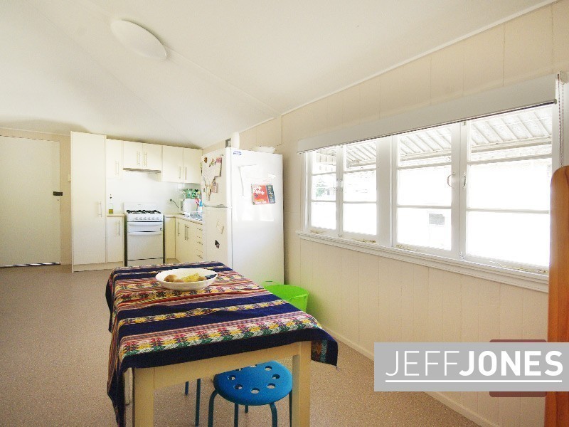 154 Juliette Street, Greenslopes QLD 4120