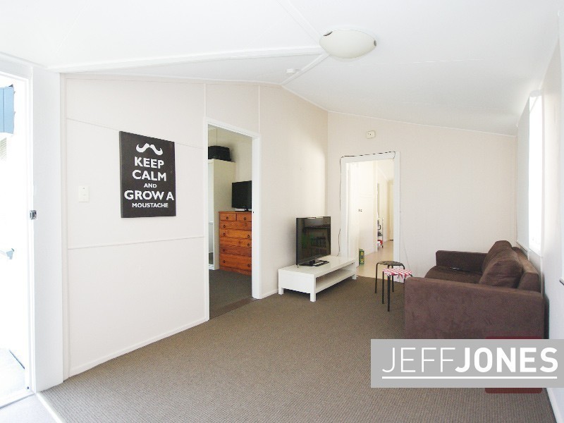 154 Juliette Street, Greenslopes QLD 4120