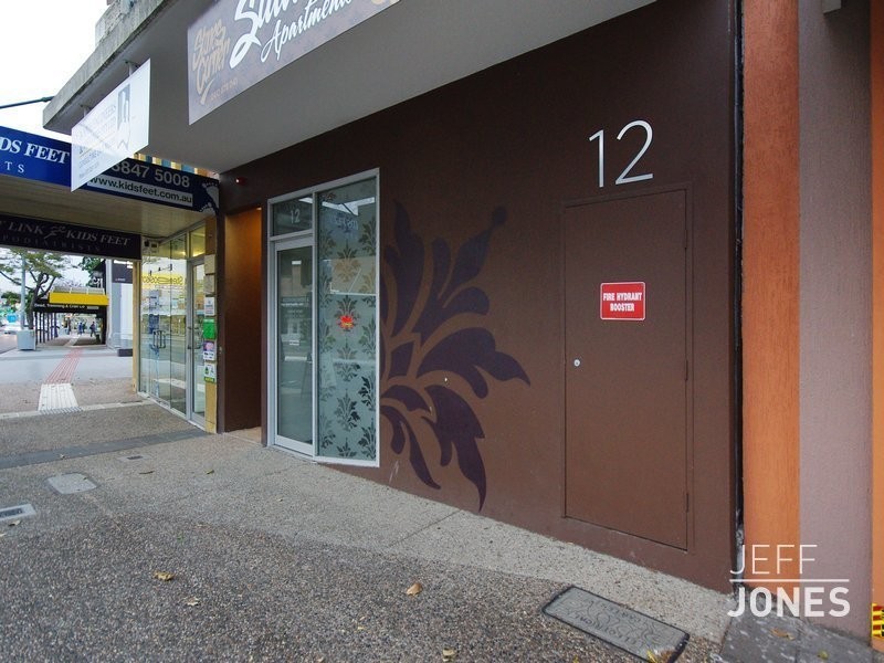 12 Old Cleveland Road, Greenslopes QLD 4120