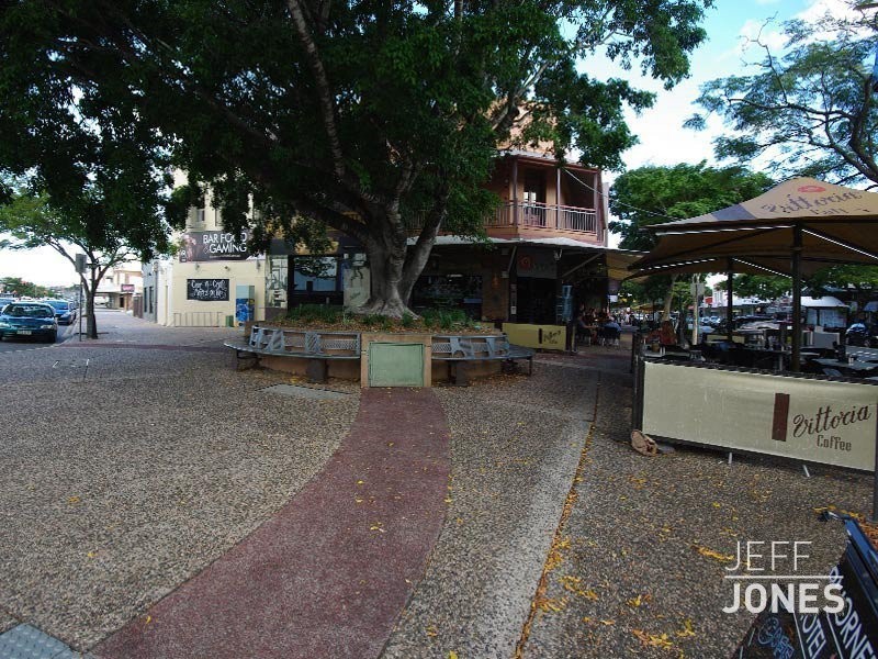 12 Old Cleveland Road, Greenslopes QLD 4120