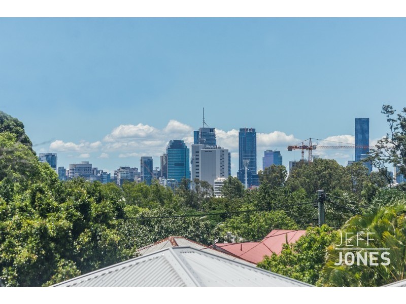 1/52 Peach Street, Greenslopes QLD 4120