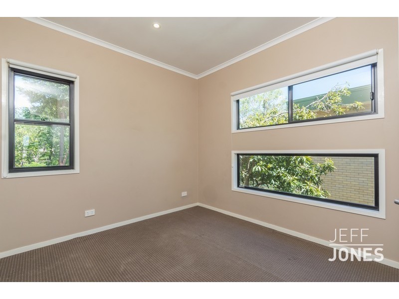1/52 Peach Street, Greenslopes QLD 4120