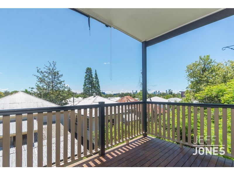 1/52 Peach Street, Greenslopes QLD 4120