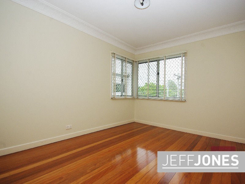 35 Ormonde Road, Yeronga QLD 4104