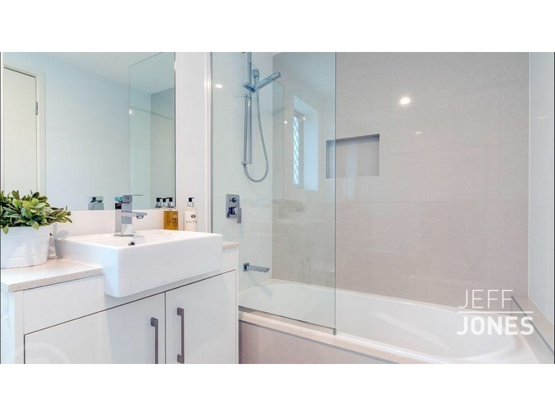 3/20 Amelia Street, Coorparoo QLD 4151