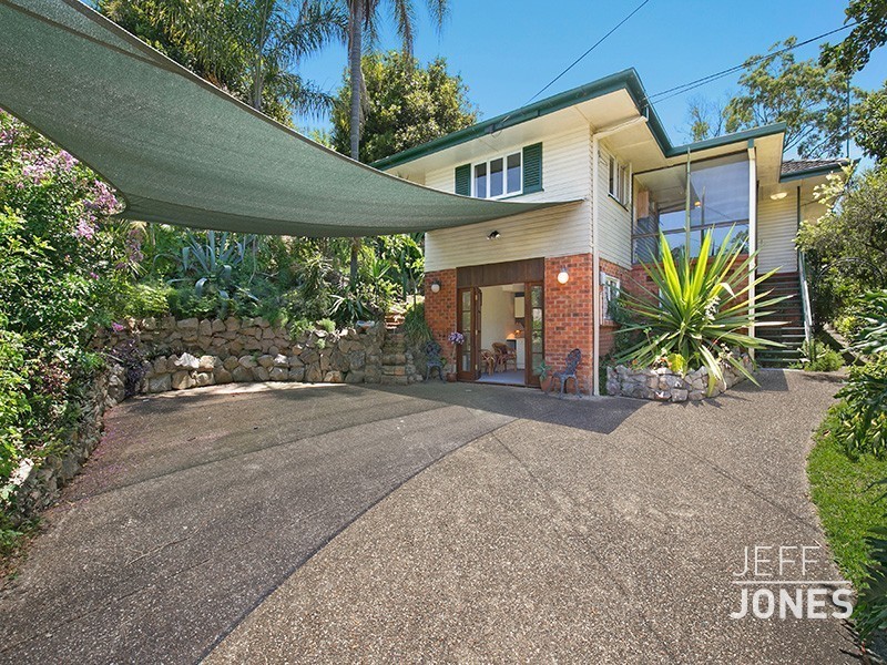 25 Alamine Street, Holland Park QLD 4121