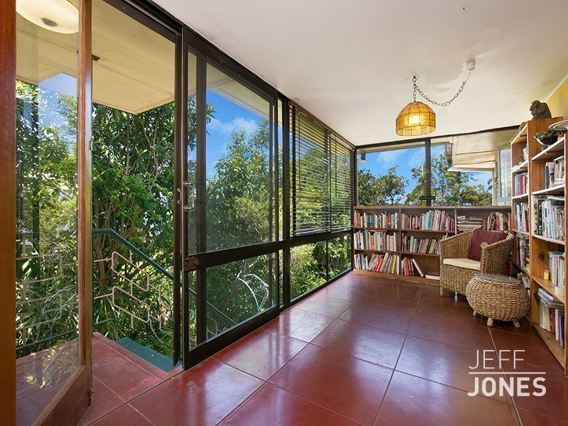 25 Alamine Street, Holland Park QLD 4121