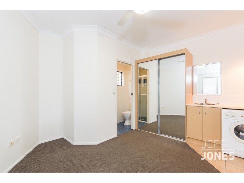 11/84 Lytton Road, East Brisbane QLD 4169