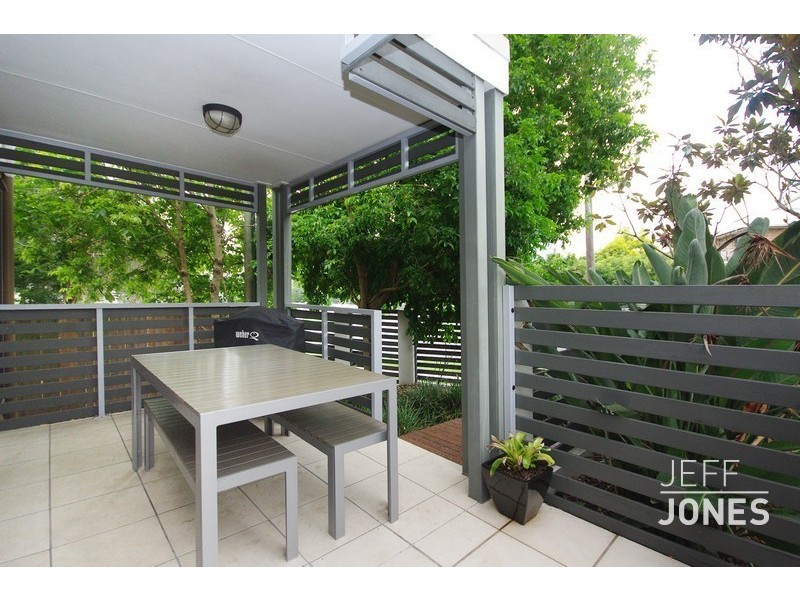 3/35 Rutland Street, Coorparoo QLD 4151