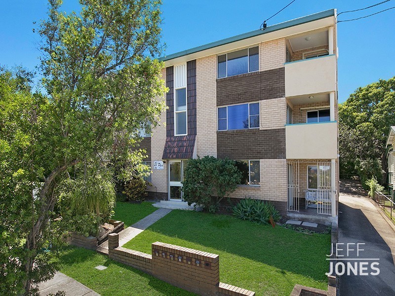 2/36 Galway Street, Greenslopes QLD 4120