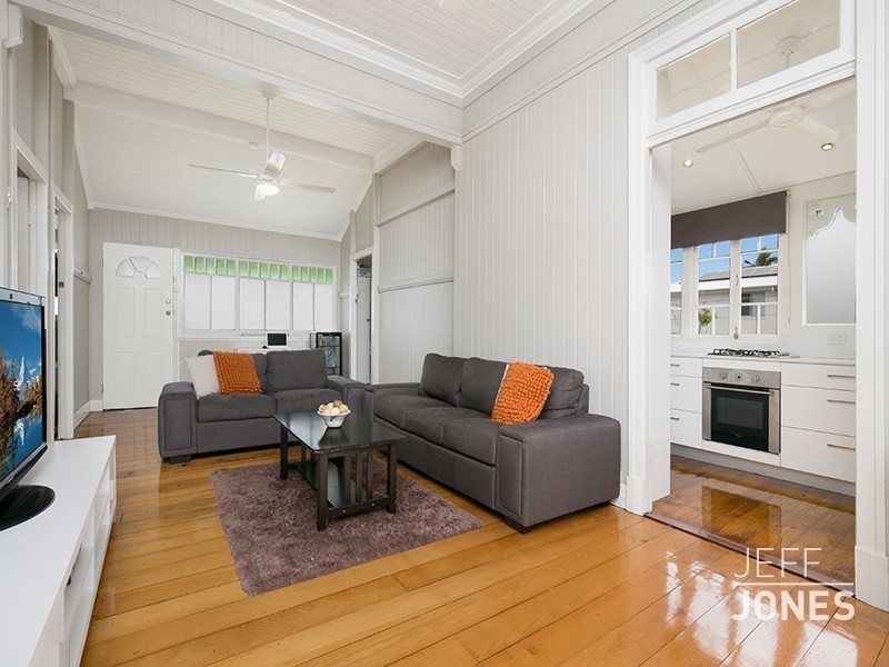 96 Dunellan Street, Greenslopes QLD 4120
