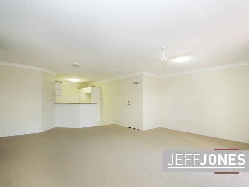 8/27 Nelson Street, Coorparoo QLD 4151