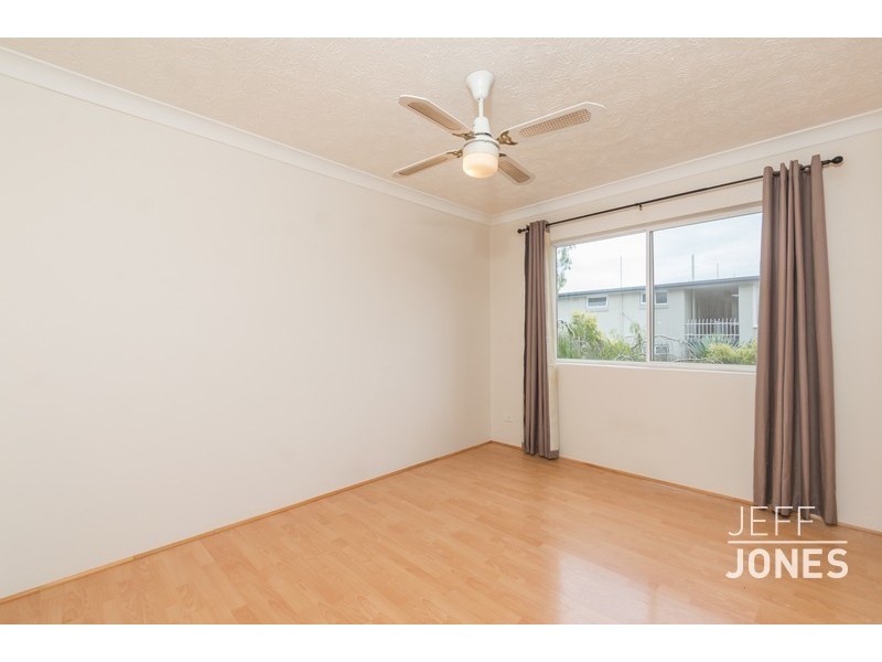 4/237 Cavendish Road, Coorparoo QLD 4151
