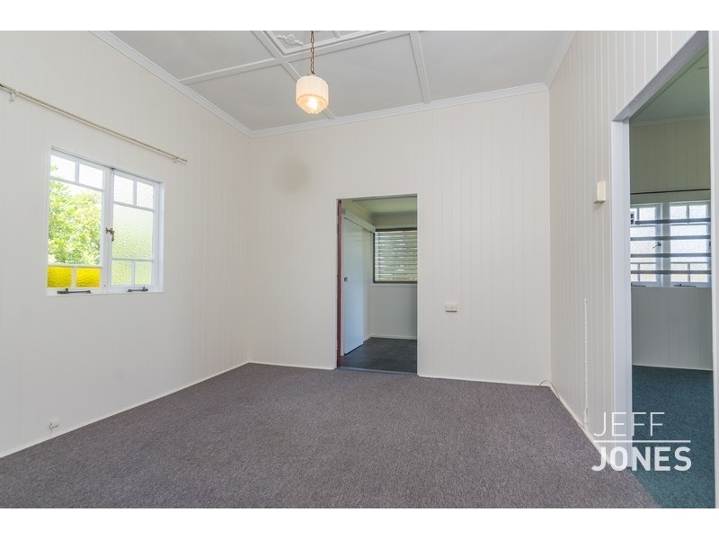 22 Newdegate Street, Greenslopes QLD 4120