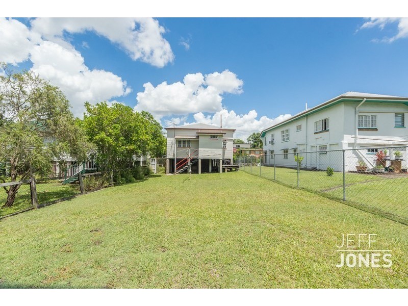 22 Newdegate Street, Greenslopes QLD 4120