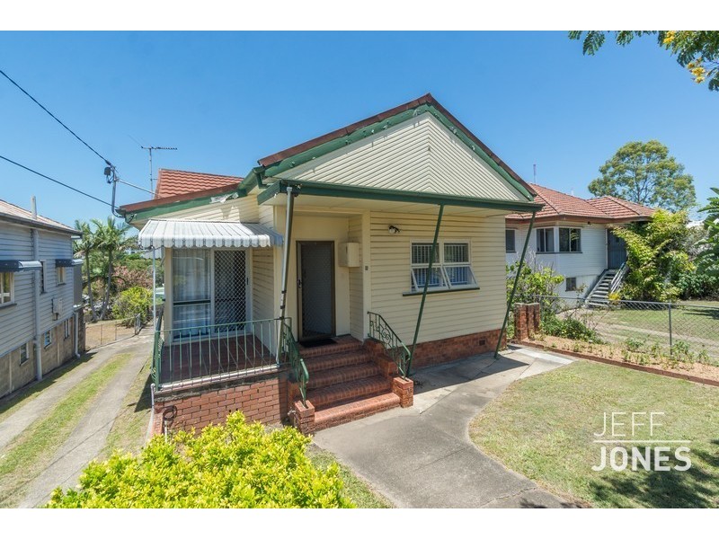 11 Salisbury Street, Woolloongabba QLD 4102