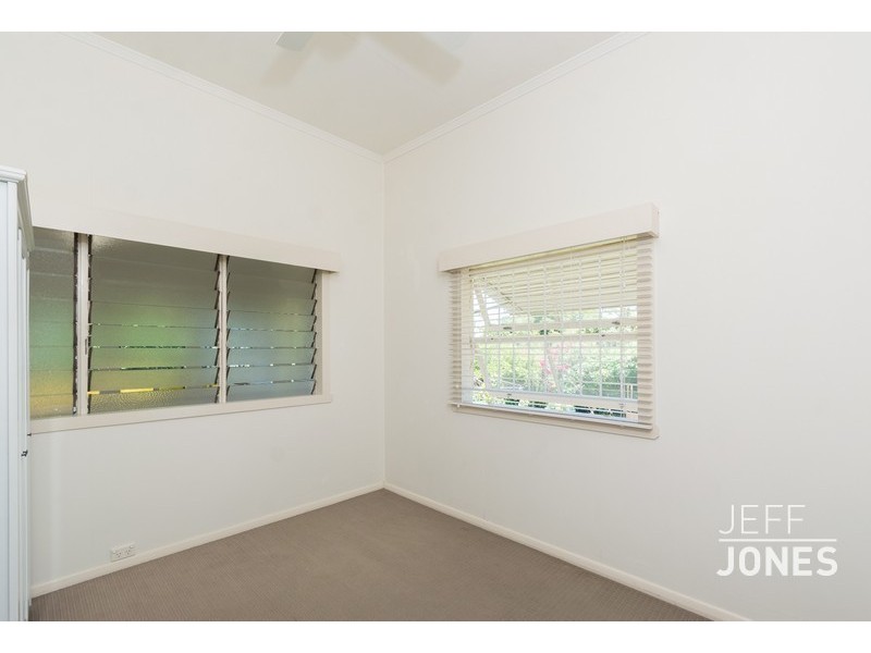 11 Salisbury Street, Woolloongabba QLD 4102