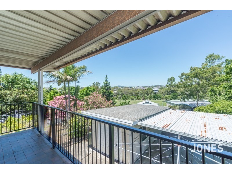 11 Salisbury Street, Woolloongabba QLD 4102