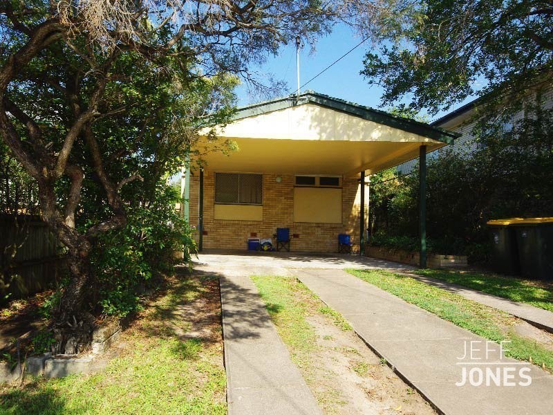 2/36a Newdegate Street, Greenslopes QLD 4120