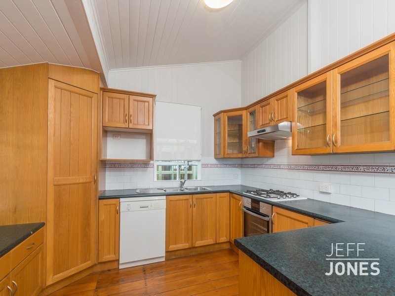 18 Railway Street, Woolloongabba QLD 4102