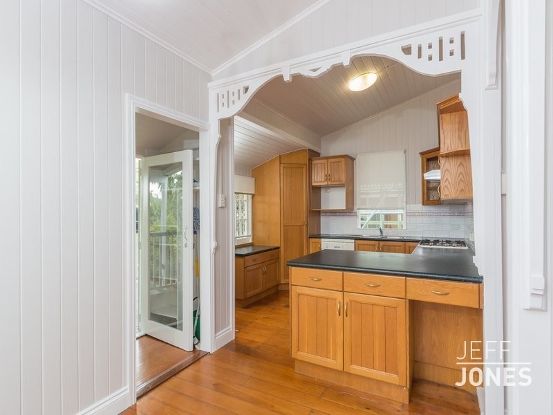 18 Railway Street, Woolloongabba QLD 4102