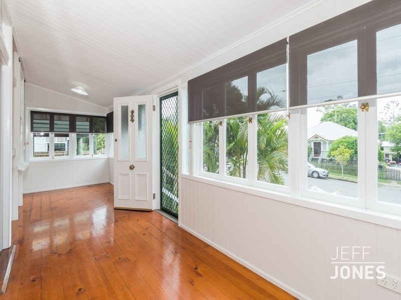 18 Railway Street, Woolloongabba QLD 4102