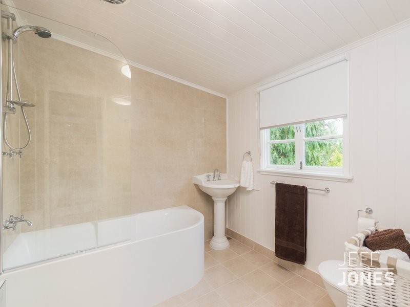 18 Railway Street, Woolloongabba QLD 4102