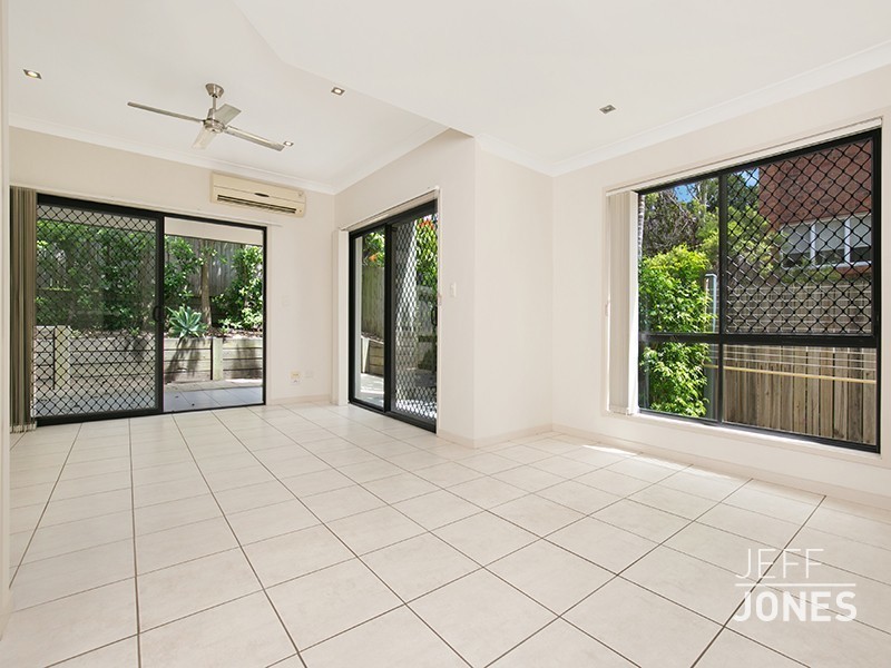 3/24 Kennington Road, Camp Hill QLD 4152