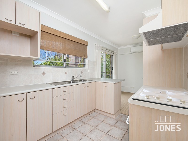 2/56 Kirkland Avenue, Coorparoo QLD 4151