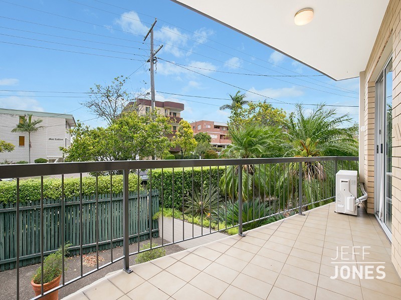 2/56 Kirkland Avenue, Coorparoo QLD 4151