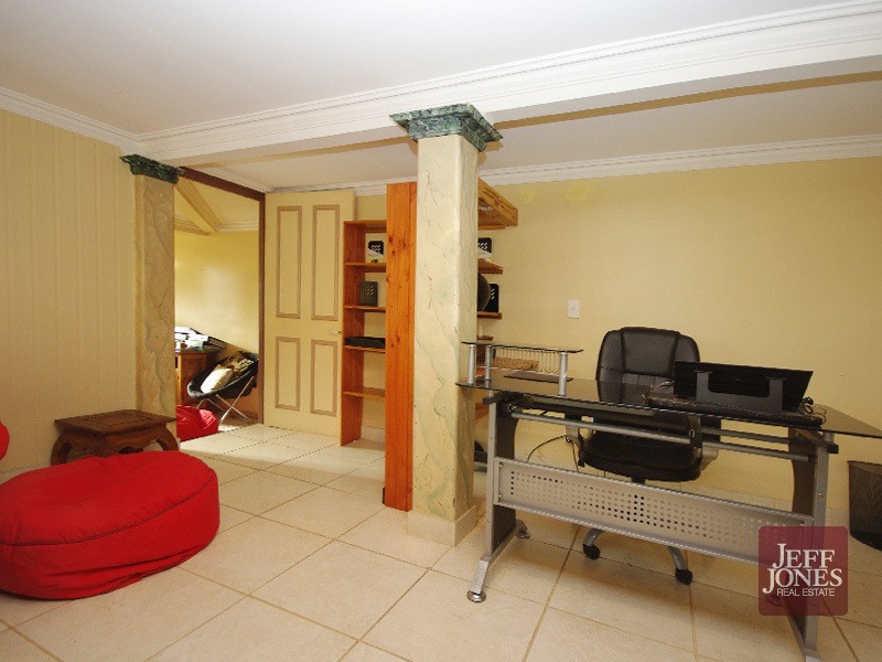 70 Raby Road, Coorparoo QLD 4151