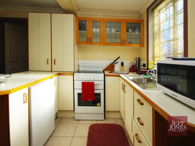 70 Raby Road, Coorparoo QLD 4151