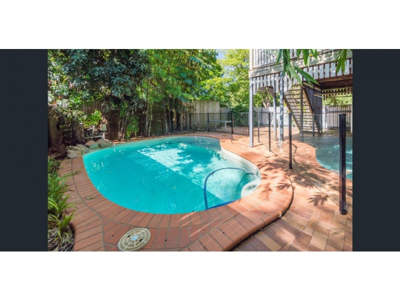 94 Linton Street, Kangaroo Point QLD 4169