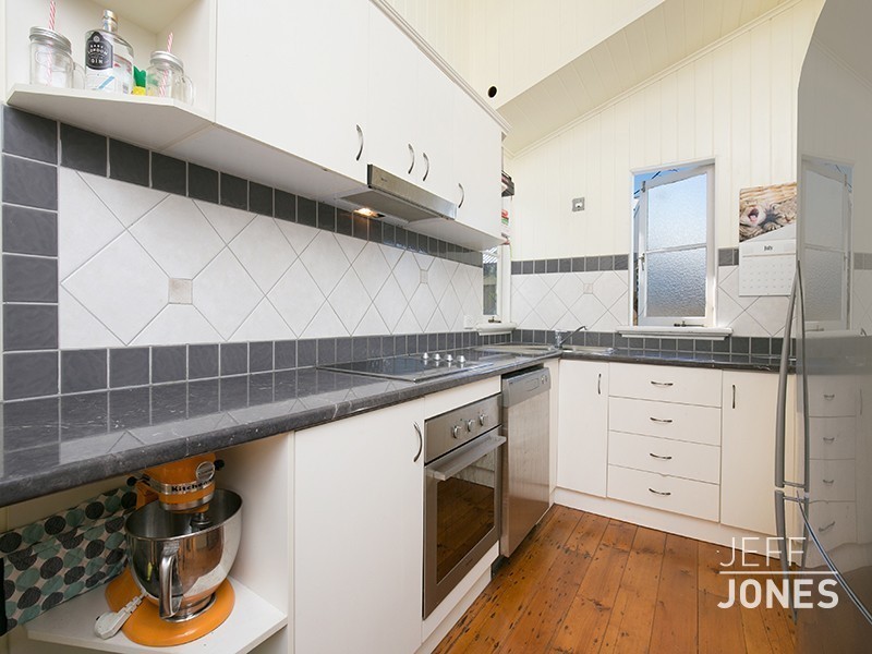 94 Linton Street, Kangaroo Point QLD 4169