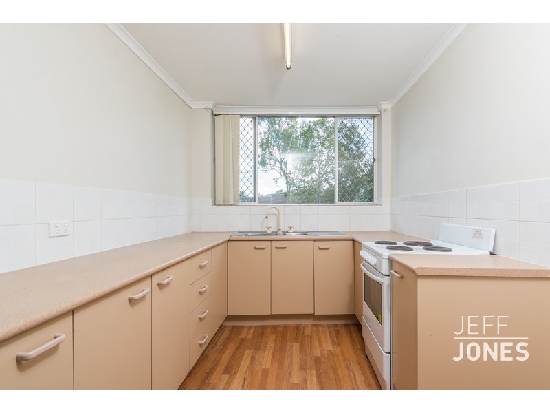 2/12 Ensign Avenue, Annerley QLD 4103