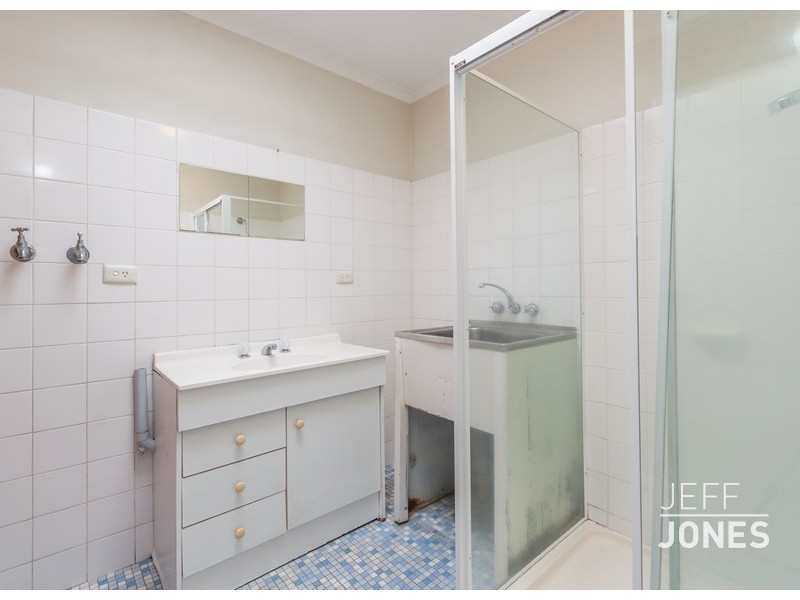 2/12 Ensign Avenue, Annerley QLD 4103