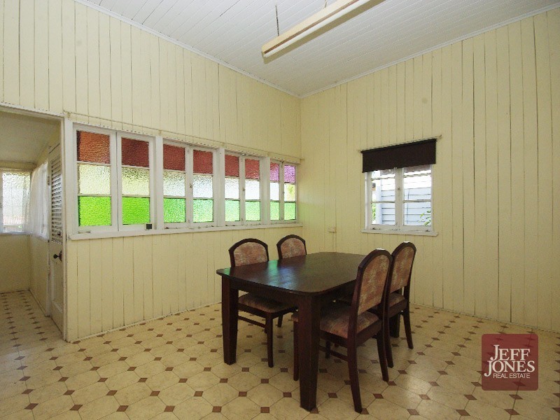 42 Salisbury Street, Woolloongabba QLD 4102